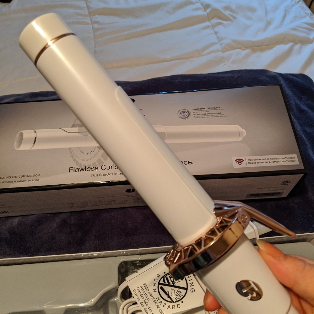 New T3 Twirl 360  1.25" curling iron
